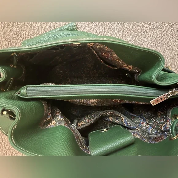 Green Leather MAXX Shoulder Bag - Picture 8 of 10